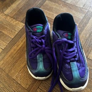 Used girls purple air max